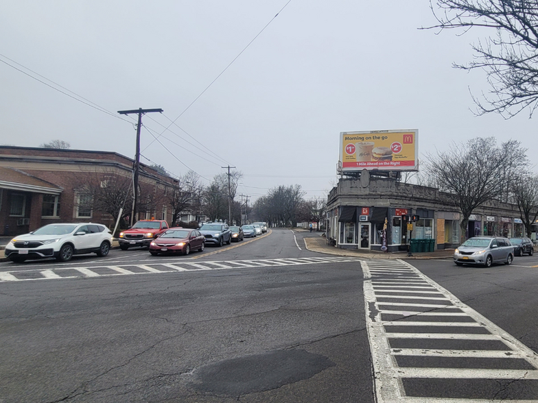 2-16 Broad St, Bridgewater, MA for sale - Building Photo - Image 3 of 5