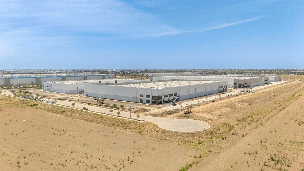 101 Logistics Ctr, Oxnard, CA à louer - Photo du bâtiment - Image 2 de 7
