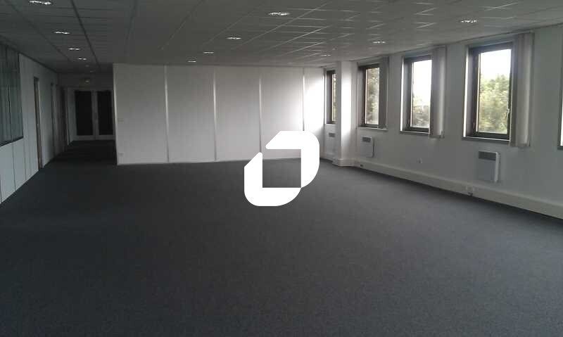 Bureau dans Nanterre à louer - Photo intérieure - Image 3 de 6