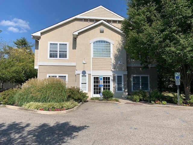 1949 Haddonfield-Berlin Rd, Cherry Hill, NJ à louer - Photo du bâtiment - Image 2 de 13