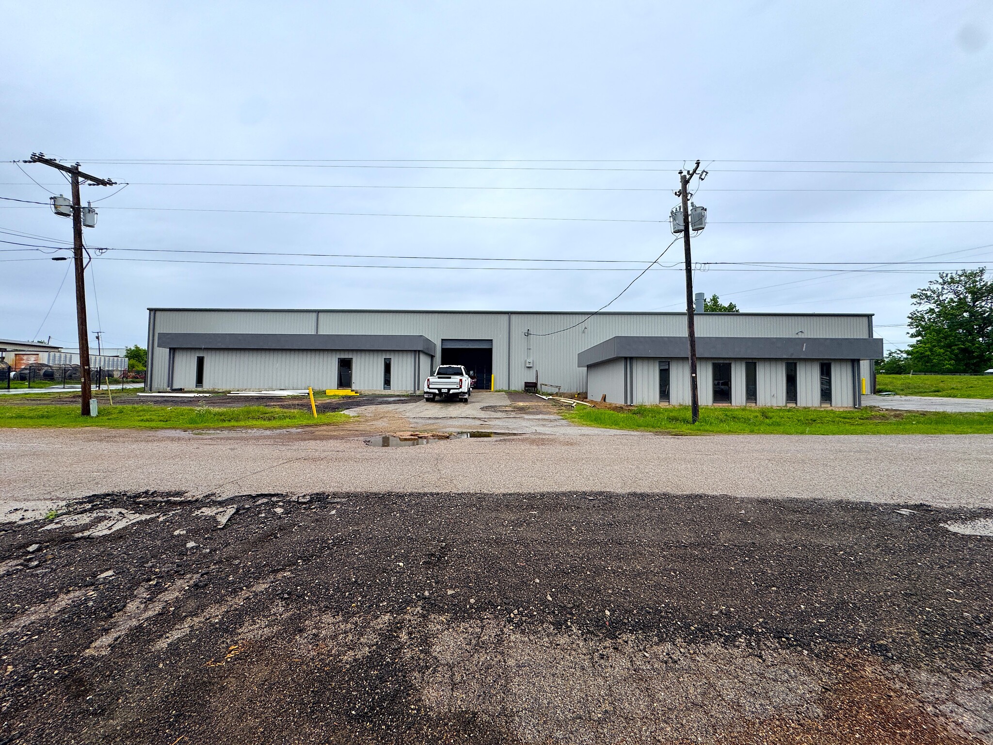 6031 Fm 2767, Tyler, TX for lease Primary Photo- Image 1 of 27