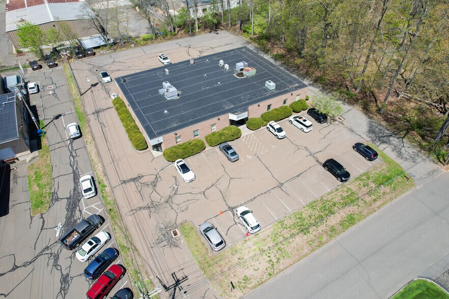 19 Lunar Dr, Woodbridge, CT à louer - Photo du bâtiment - Image 3 de 42