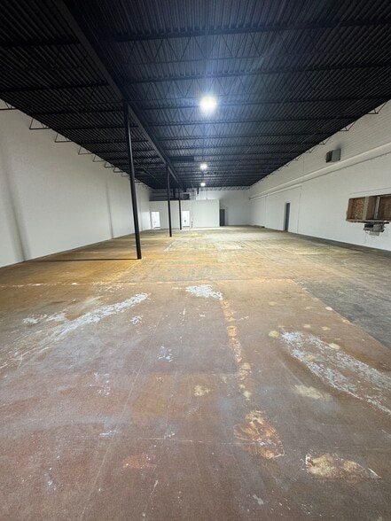 130 W Smith St, Corry, PA for lease - Building Photo - Image 3 of 10
