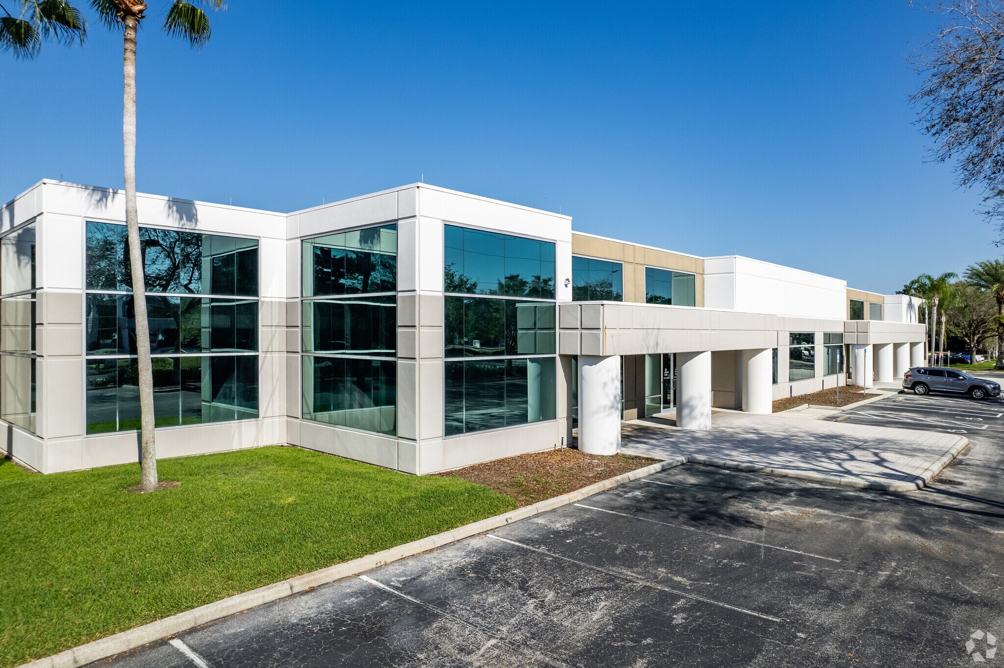 70 S Keller Rd, Orlando, FL à vendre Photo du bâtiment- Image 1 de 29