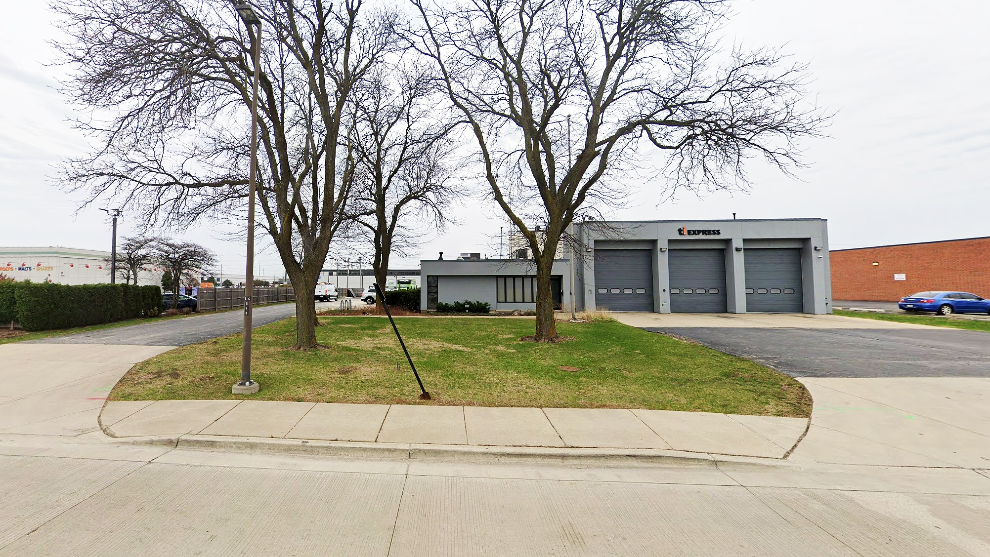 1655 Greenleaf Ave, Elk Grove Village, IL for lease Interior Photo- Image 1 of 2