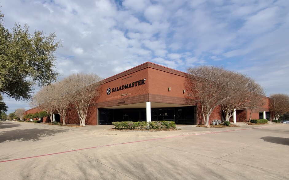 4300 Amon Carter Blvd, Fort Worth, TX for sale - Building Photo - Image 1 of 1