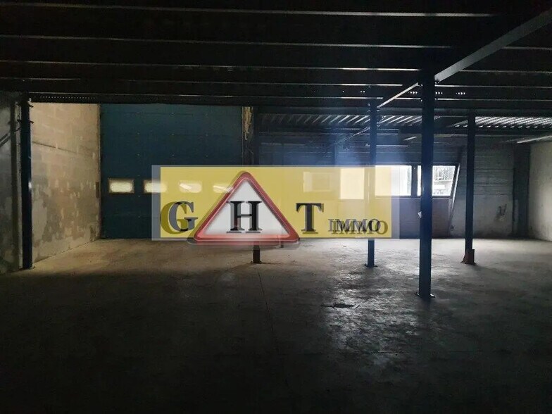 Industrial in La Courneuve for lease - Interior Photo - Image 2 of 7