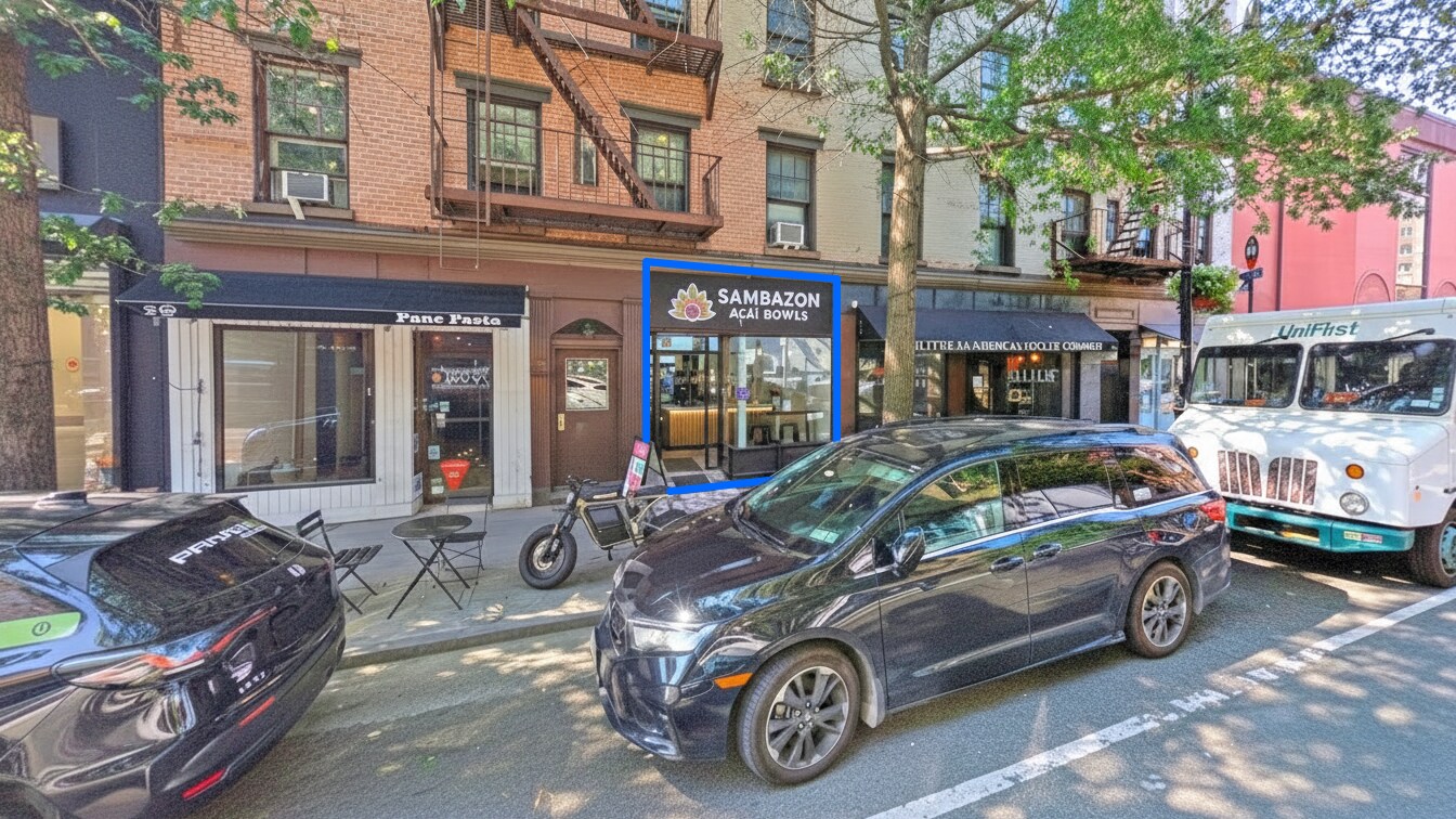 58-60 W 8th St, New York, NY for lease Primary Photo- Image 1 of 4