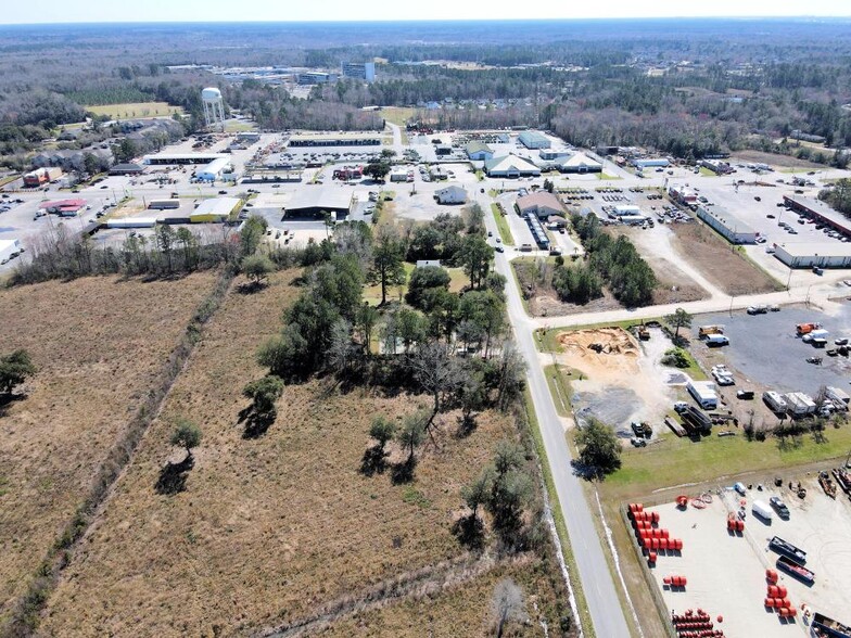 Nelson Ferry Rd, Moncks Corner, SC à vendre - Photo principale - Image 1 de 21