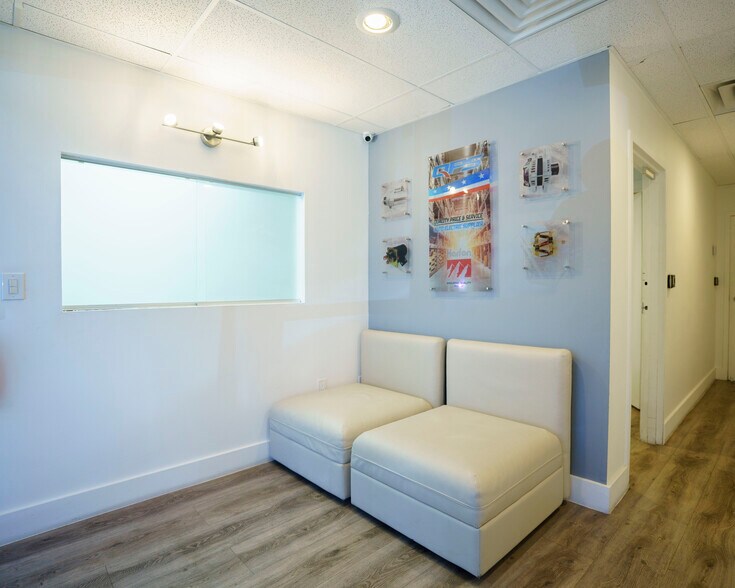 7865 NW 46th St, Doral, FL à louer - Hall d’entrée - Image 3 de 30