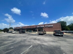 133 W University Pky, Jackson, TN for lease Interior Photo- Image 2 of 7