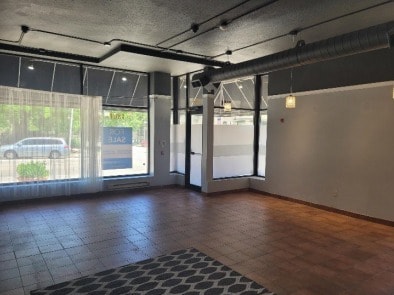 1801-1805 N Dr Martin Luther King Jr Dr, Milwaukee, WI 53212 - Unité 10 - - Photo intérieure - Image 1 of 12