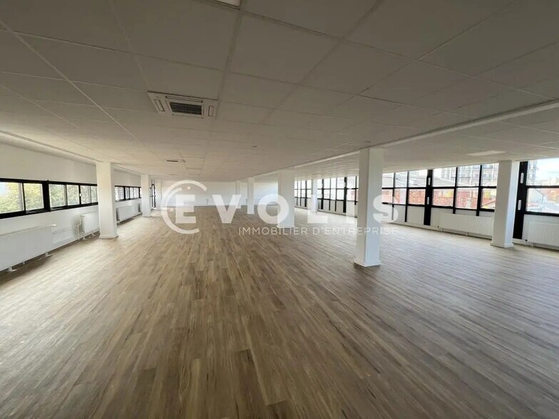 Office in Champigny-sur-Marne for lease - Building Photo - Image 3 of 14