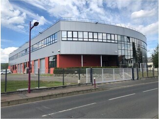 Plus de détails pour 124 Rue Salvador Allendé, Bezons - Bureau à louer
