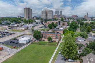 24 E 17th St, Tulsa, OK - Aérien Vue de la carte
