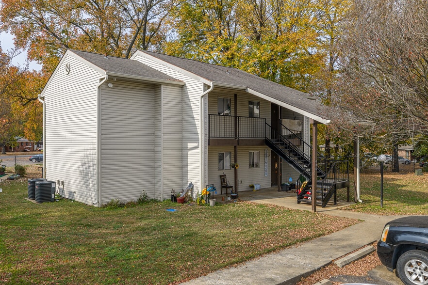 401 N Cumberland Ave, Russellville, AR for sale - Building Photo - Image 3 of 45