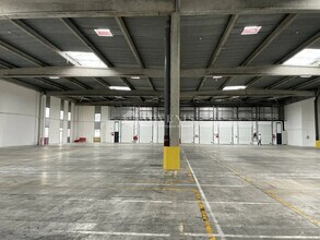 Industrial in Corbas for lease Building Photo- Image 2 of 6