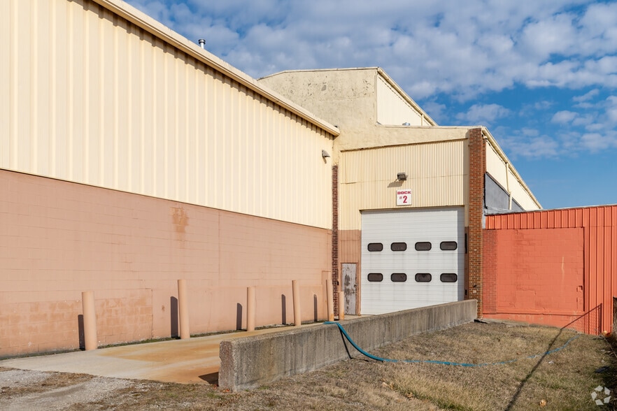2500 Moak St, Port Huron, MI à louer - Photo du bâtiment - Image 3 de 12