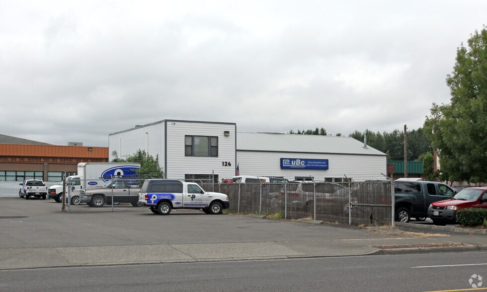 126 15th St SE, Puyallup, WA for lease - Building Photo - Image 3 of 35