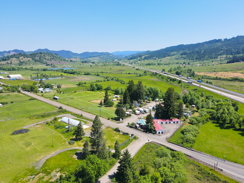 221 Eagle Valley Rd, Oakland, OR à vendre - Photo du bâtiment - Image 1 de 1