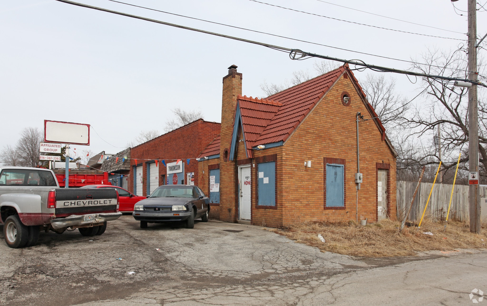 8023 Prospect Ave, Kansas City, MO for sale Primary Photo- Image 1 of 3