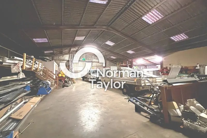 Flex in Montpellier for sale - Building Photo - Image 2 of 2