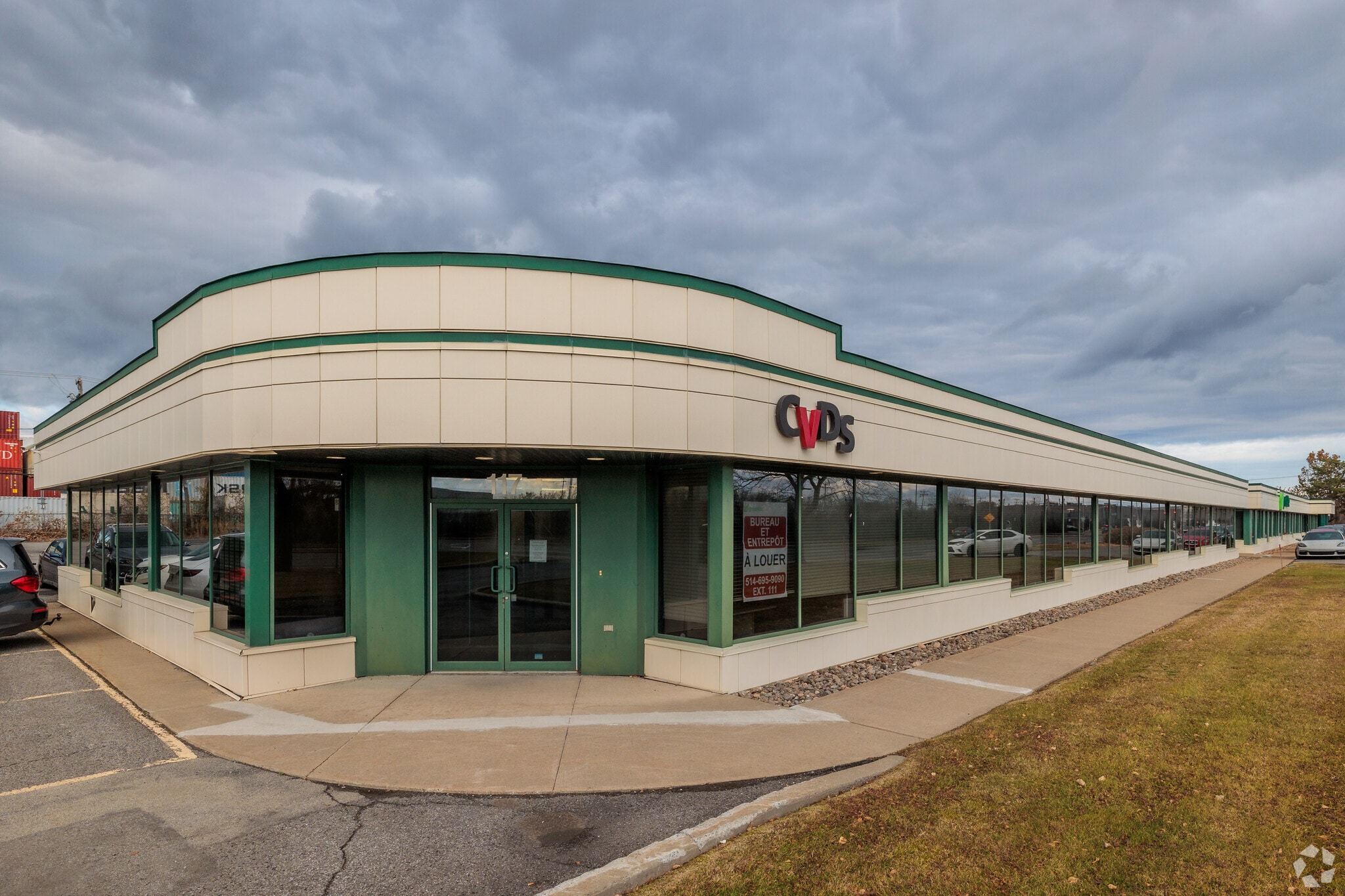 115-117 Boul Brunswick, Pointe-claire, QC for sale Primary Photo- Image 1 of 1