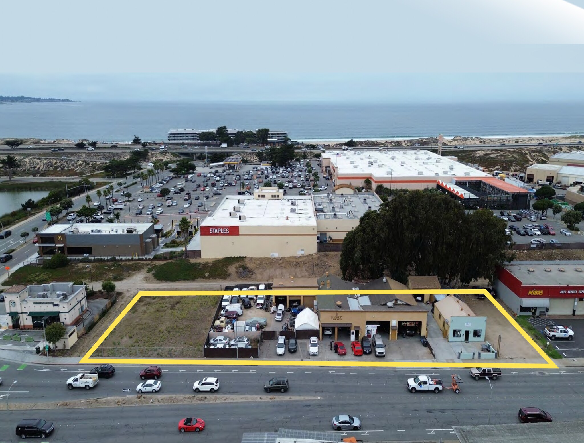 1523-1533 Del Monte Blvd, Seaside, CA à vendre Photo du bâtiment- Image 1 de 11