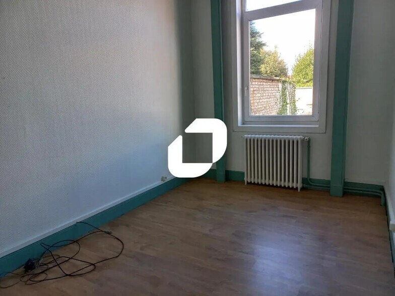 Office in Roubaix for lease - Interior Photo - Image 3 of 5