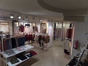 Retail in Reus, Tarragona for lease Interior Photo- Image 2 of 9