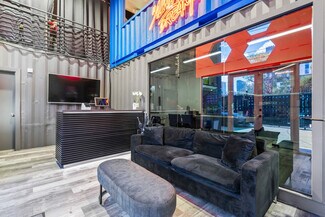 Plus de détails pour 2048 NW Miami Ct, Miami, FL - Local d'activités à louer