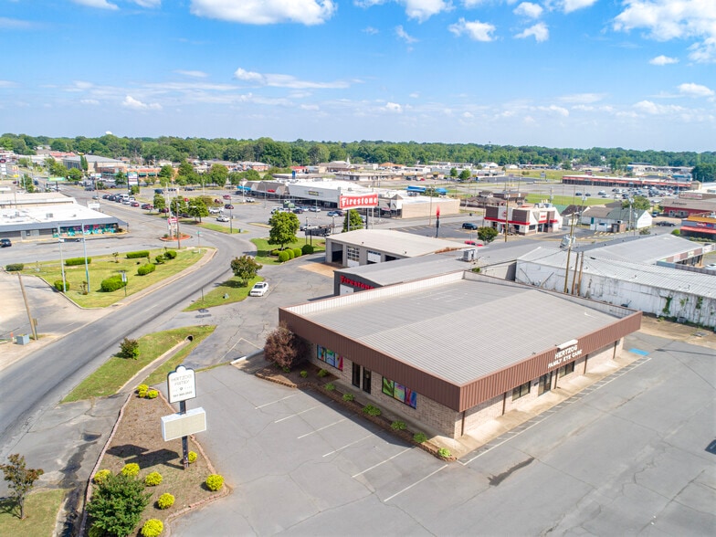 1010 W Main St, Jacksonville, AR for sale - Building Photo - Image 2 of 8