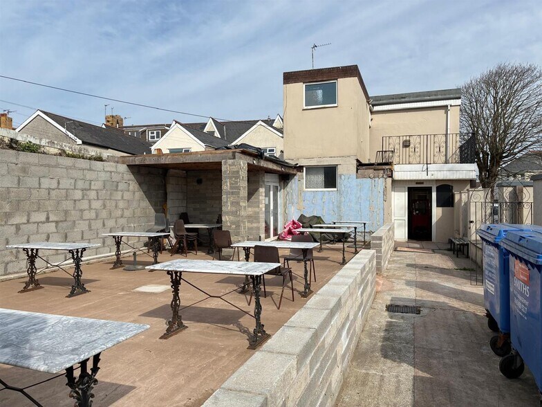 52 New Rd, Porthcawl à vendre - Photo du bâtiment - Image 2 de 3