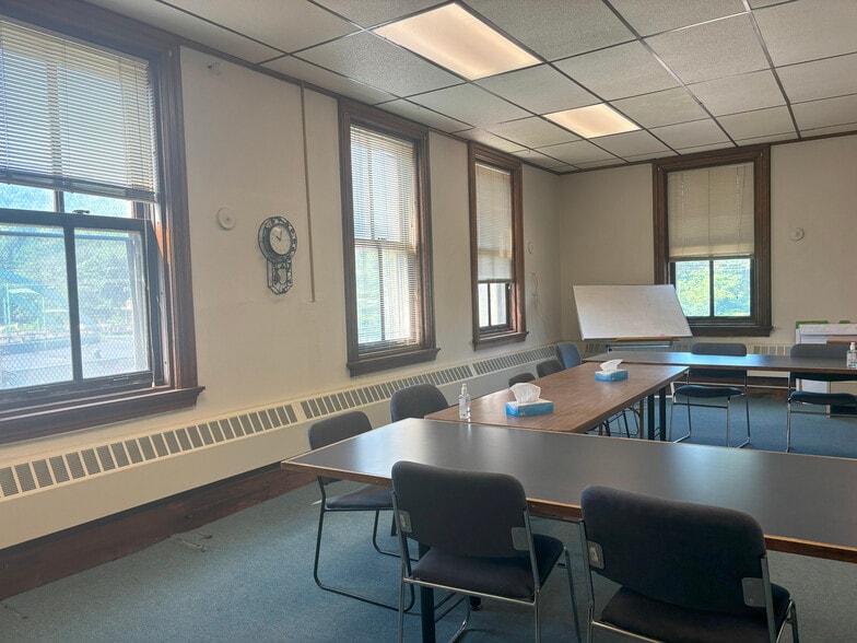 49 Congress St, Rumford, ME for sale - Building Photo - Image 3 of 8