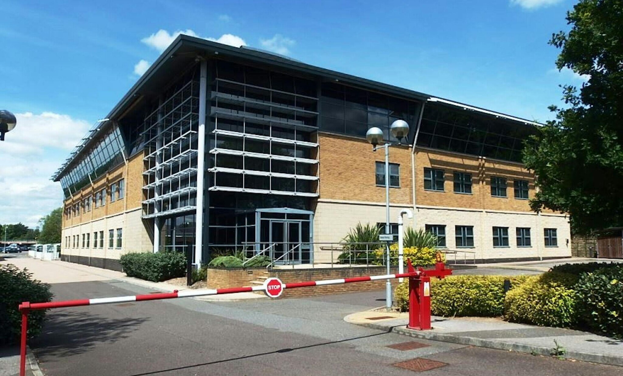 Crockford Ln, Chineham à louer Photo du bâtiment- Image 1 de 3