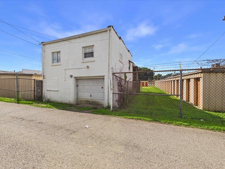 846 Adams Ave, Huntington, WV for sale - Primary Photo - Image 1 of 1