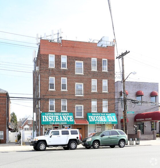 3707 E Tremont Ave, Bronx, NY à louer - Photo du bâtiment - Image 1 de 10