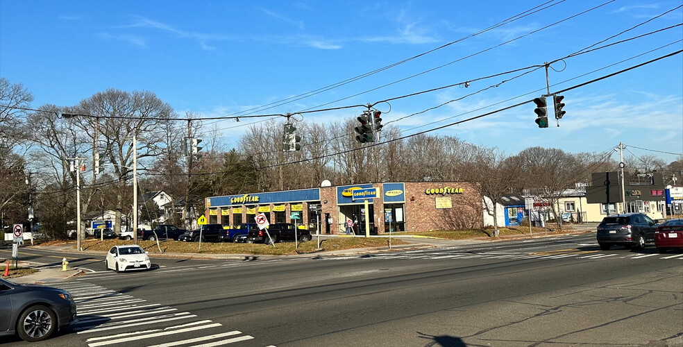 1527 Middle Country Rd, Centereach, NY for sale - Building Photo - Image 1 of 1