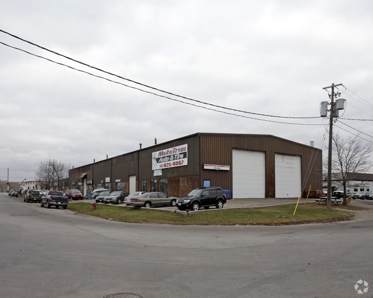 1490 Speers Rd, Oakville, ON for sale - Building Photo - Image 2 of 2