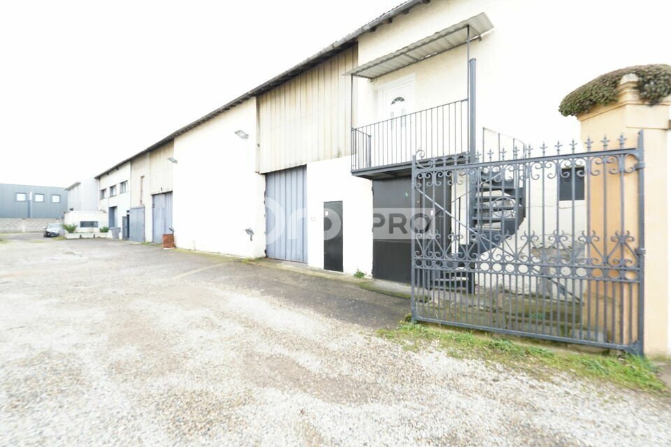 Industrial in Corbas for lease Building Photo- Image 1 of 10