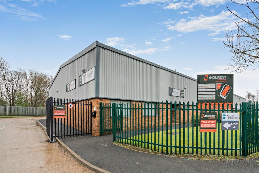 Watery Ln, Darwen for lease Primary Photo- Image 1 of 3