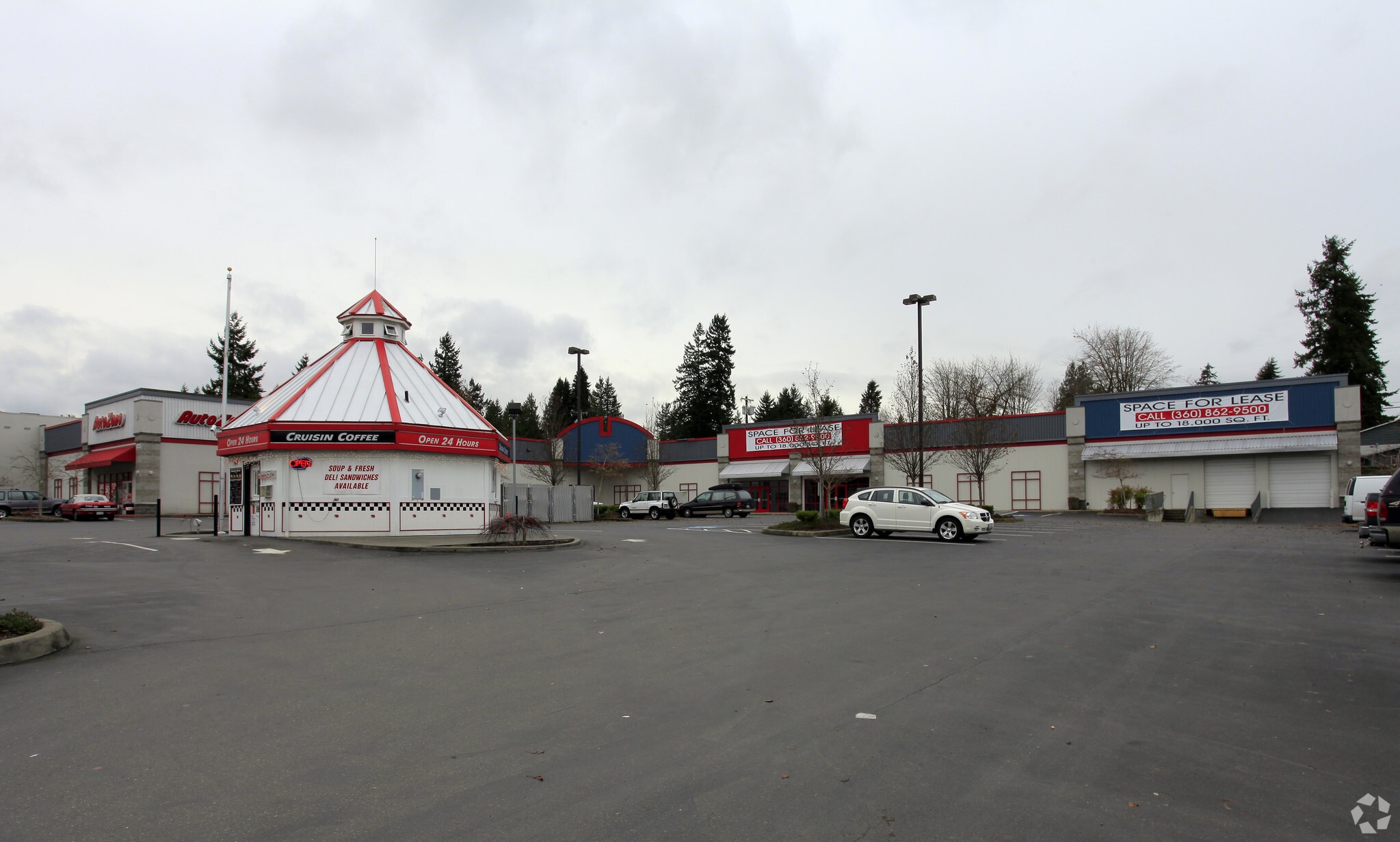 6500 Evergreen Way, Everett, WA for lease Primary Photo- Image 1 of 6