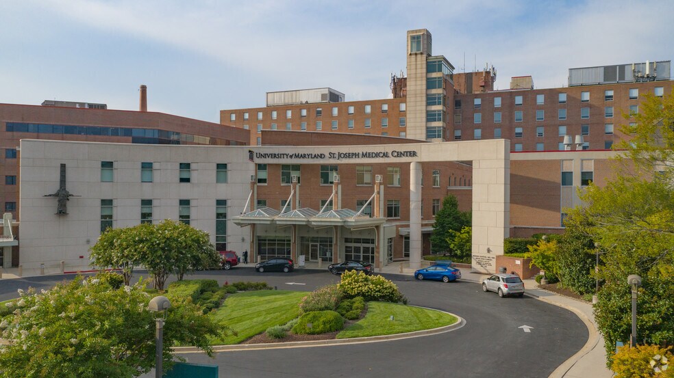 7505 Osler Dr, Towson, MD à louer - Photo du bâtiment - Image 3 de 8