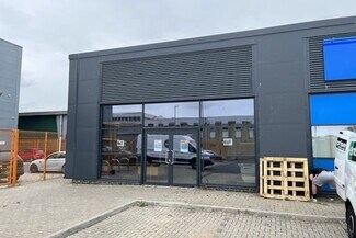 Plus de détails pour 821 Bath Rd, Bristol - Commerce de détail à louer