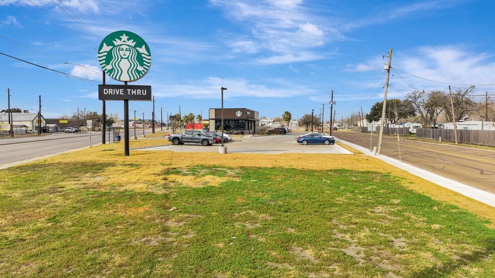 3508 Houston Hwy, Victoria, TX for sale - Building Photo - Image 2 of 6