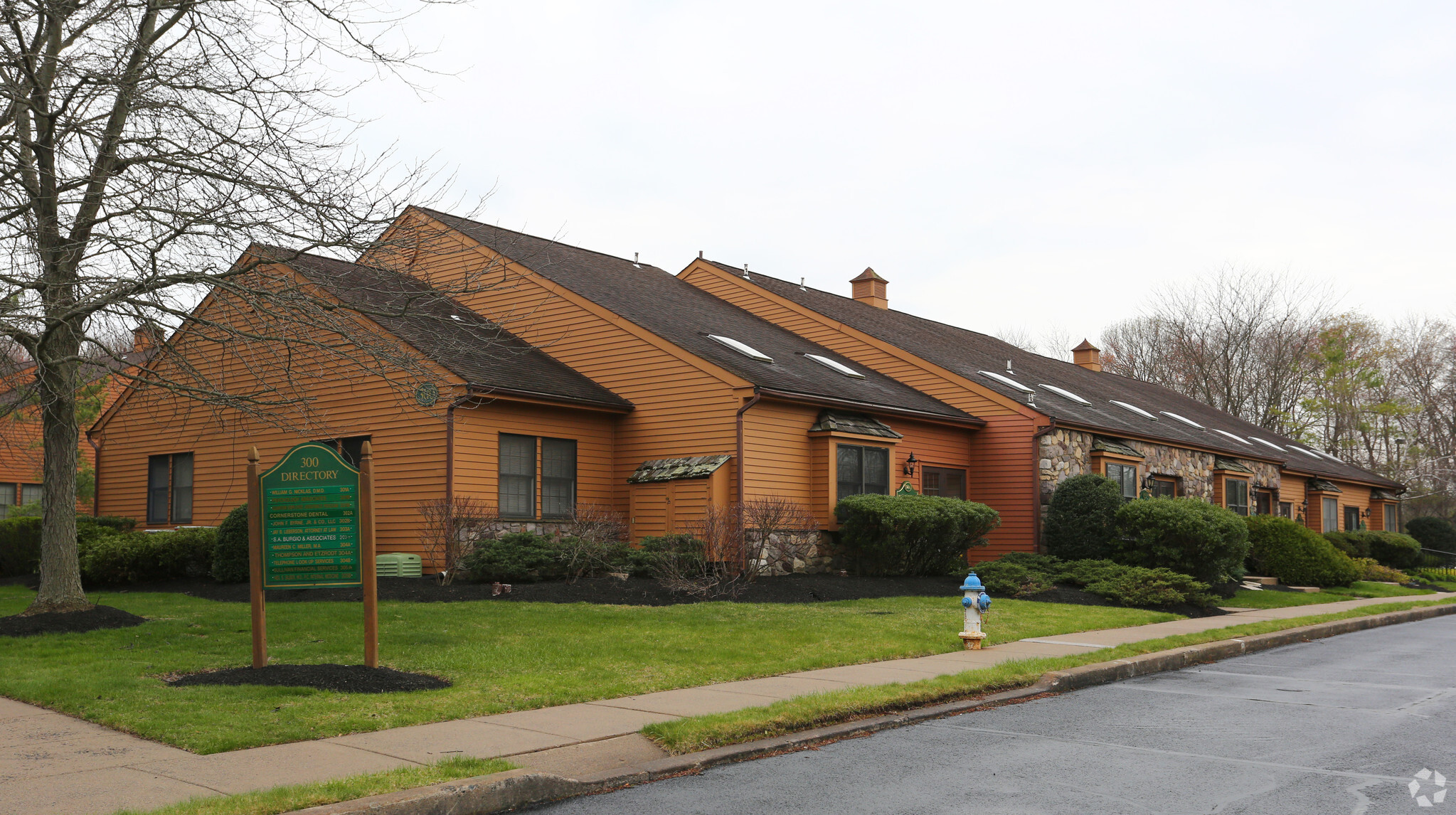 301 Oxford Valley Rd, Yardley, PA à vendre Photo principale- Image 1 de 1