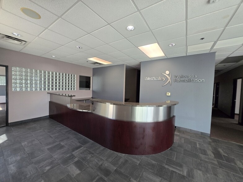 9150 W Indian School Rd, Phoenix, AZ à vendre - Photo intérieure - Image 2 de 7