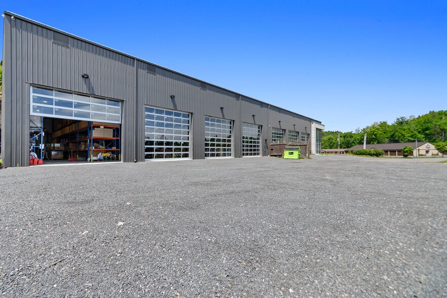1670 Rte 117, Val-david, QC for lease - Building Photo - Image 3 of 10