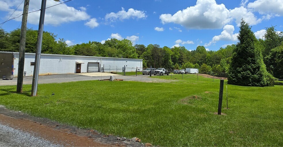 994 Rhyne Rd, Clover, SC à vendre - Photo du bâtiment - Image 2 de 49