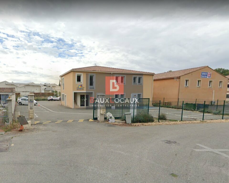 Office in Monteux for lease Building Photo- Image 1 of 9